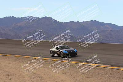 media/Jan-08-2023-SCCA SD (Sun) [[8f6a5b9391]]/Novice Group/Session 1 (Bowl)/